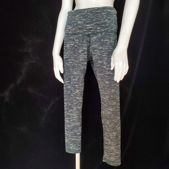 Absolutely Fit Pants - Absolutely Fit Green Striped Leggings (M)